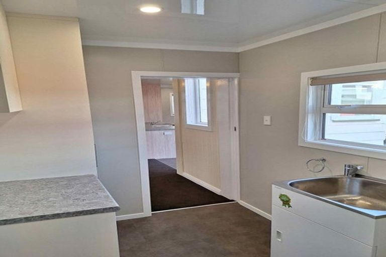 Photo of property in 12 Joseph Street, West End, Palmerston North, 4412