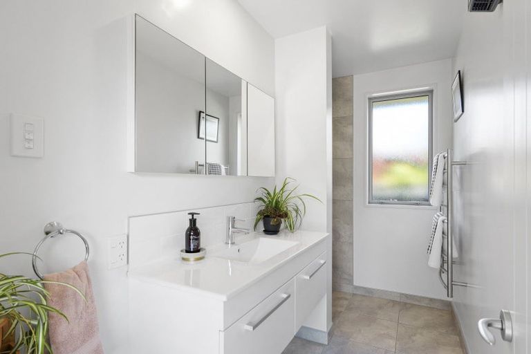 Photo of property in 50 Hudson Street, Bryndwr, Christchurch, 8053