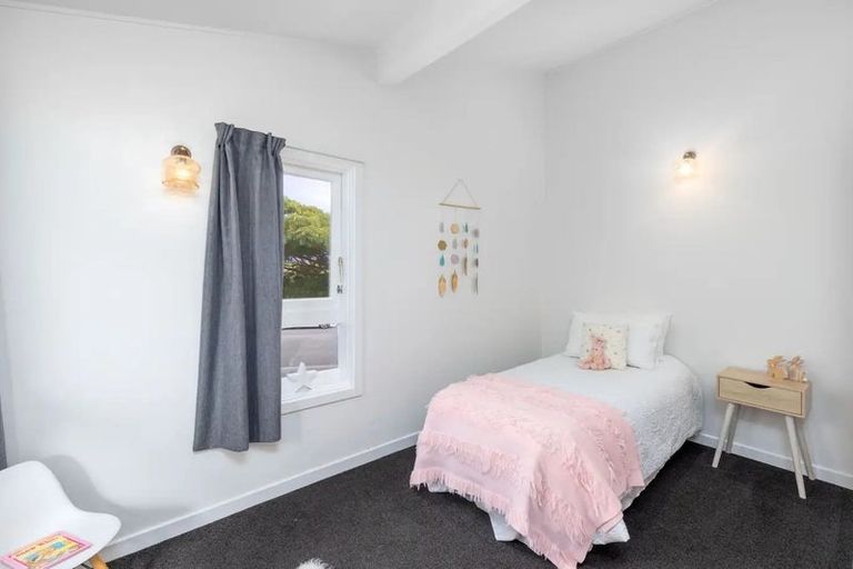 Photo of property in 311a New Brighton Road, Burwood, Christchurch, 8083