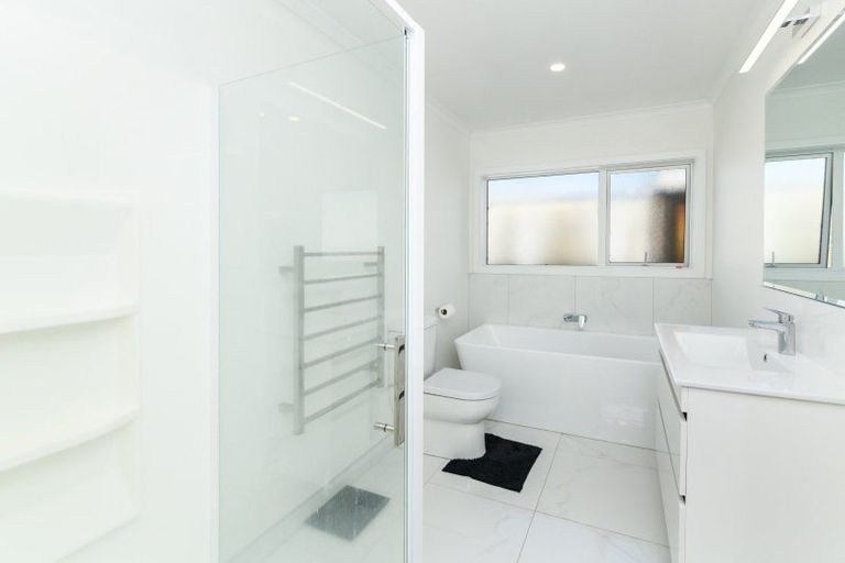 Photo of property in 98 Ferguson Street, West End, Palmerston North, 4412