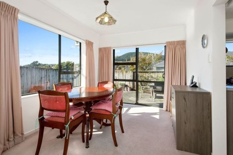 Photo of property in 334a Main Road, Tawa, Wellington, 5028