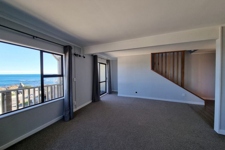 Photo of property in 8/410 The Esplanade, Island Bay, Wellington, 6023