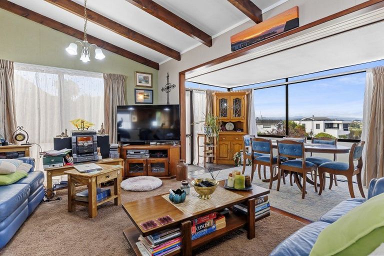 Photo of property in 22 Birch Street, Hilltop, Taupo, 3330