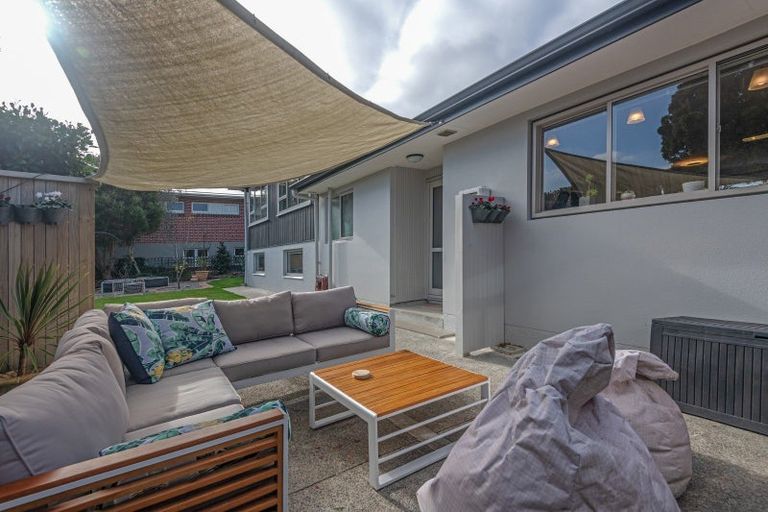 Photo of property in 33 Newcastle Street, Hokowhitu, Palmerston North, 4410