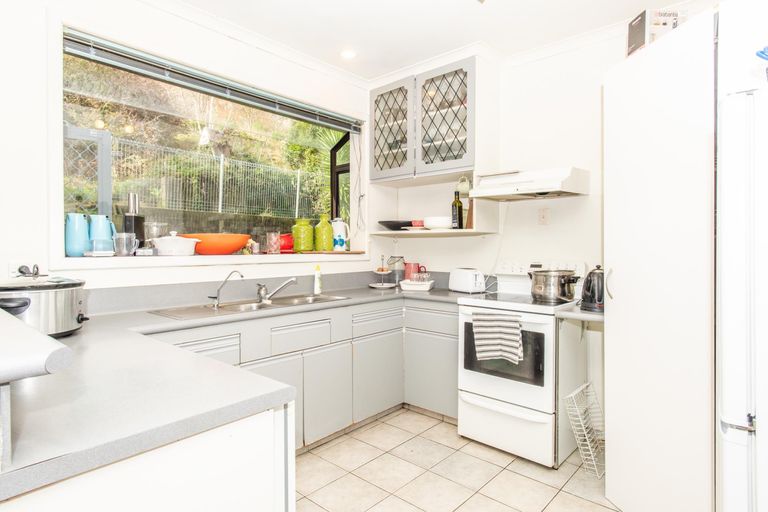 Photo of property in 67 Seddon Crescent, Whataupoko, Gisborne, 4010