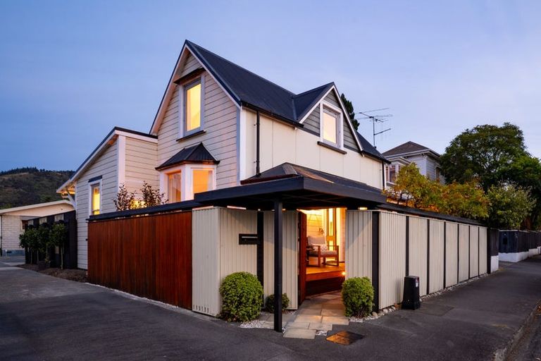 Photo of property in 121 Tasman Street, Nelson, 7010