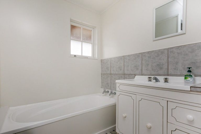 Photo of property in 78 Dundas Road, Sanson, 4817