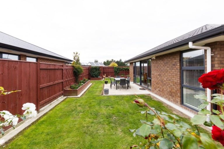 Photo of property in 4 Levi Place, Kelvin Grove, Palmerston North, 4414