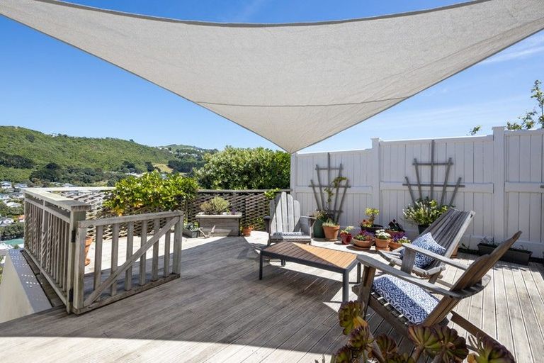 Photo of property in 47 Melbourne Road, Island Bay, Wellington, 6023