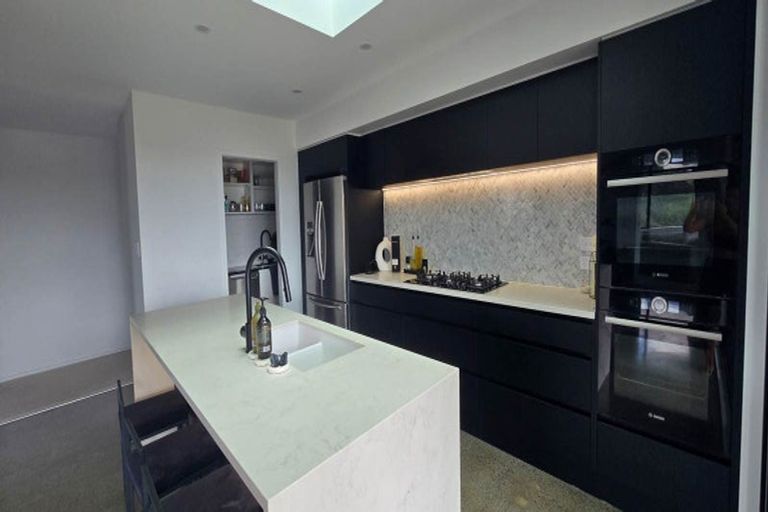 Photo of property in 29 Capstone Grove, Wainui, Silverdale, 0994