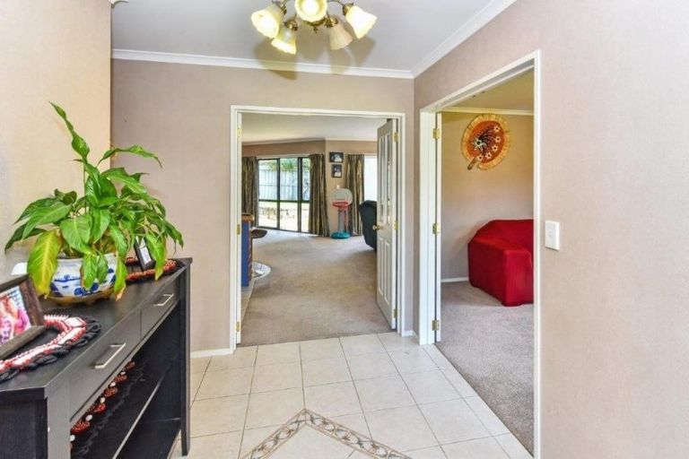 Photo of property in 7 Crannich Place, Wattle Downs, Auckland, 2103