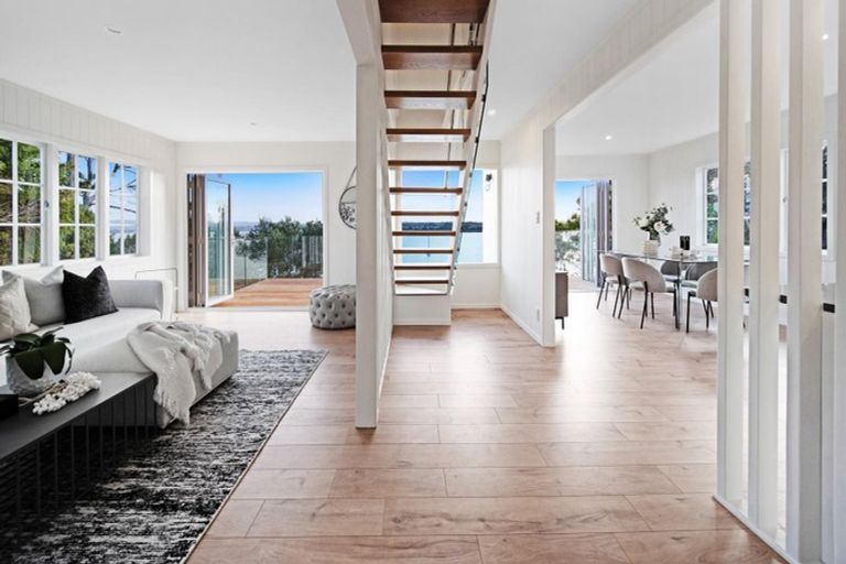 Photo of property in 27 Telstar Place, Beach Haven, Auckland, 0626