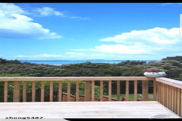 Photo of property in 35 Renoir Street, West Harbour, Auckland, 0618