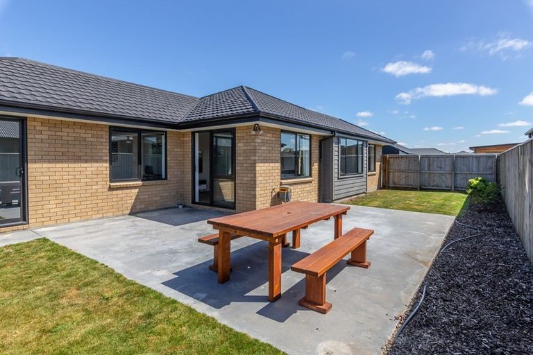 Photo of property in 35 Bradbury Avenue, Rolleston, 7614