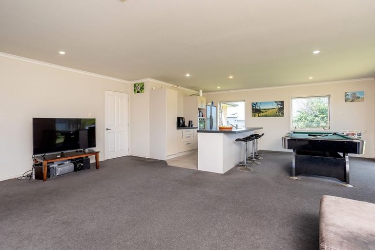 Photo of property in 48 Omana Avenue, Shelly Beach, Helensville, 0874