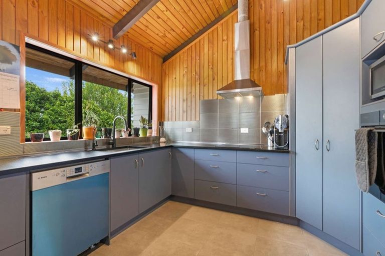 Photo of property in 158 Mcleod Road, South Head, Helensville, 0874
