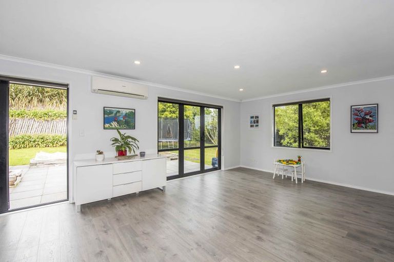 Photo of property in 1185f South Road, Oakura, 4314