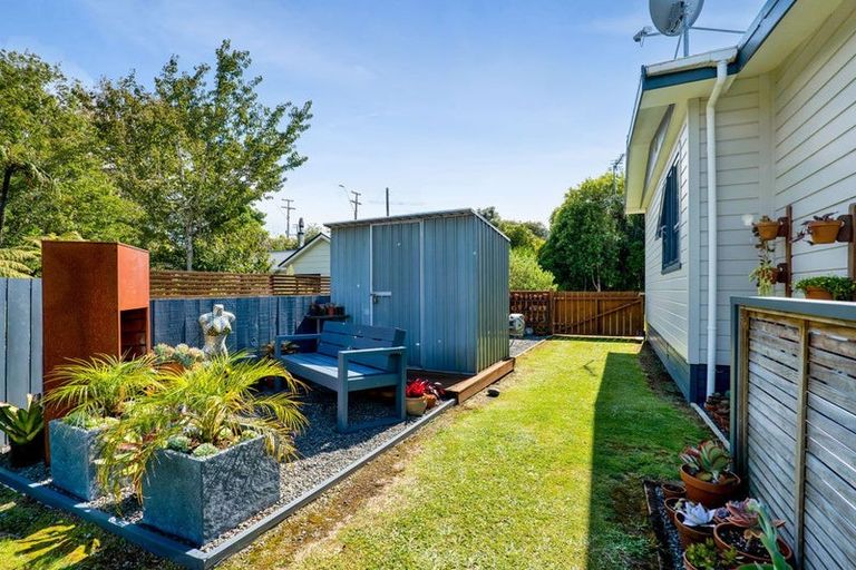 Photo of property in 44 Waimea Street, Westown, New Plymouth, 4310