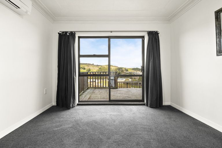 Photo of property in 44 Waldron Crescent, Green Island, Dunedin, 9018