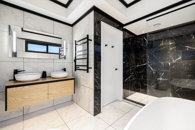 Photo of property in 10 Hawkshead Way, Westmorland, Christchurch, 8025