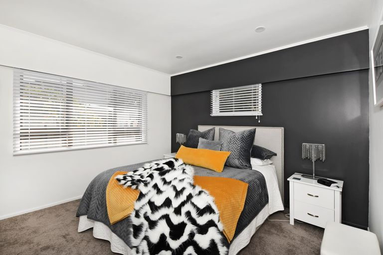 Photo of property in 10 Parkland Crescent, Terrace End, Palmerston North, 4410