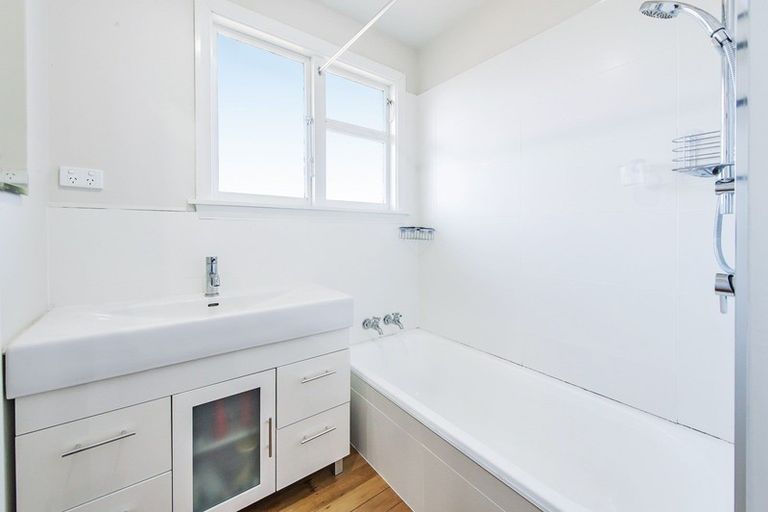 Photo of property in 56 North Terrace, Darfield, 7510