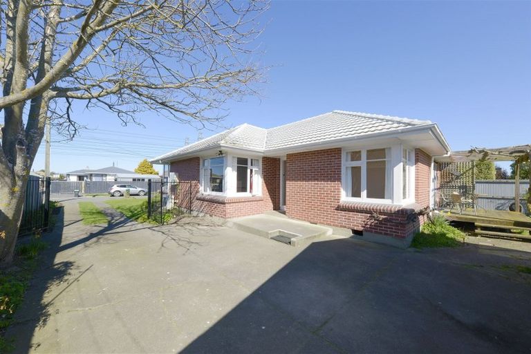 Photo of property in 27 Bethel Crescent, Bishopdale, Christchurch, 8053