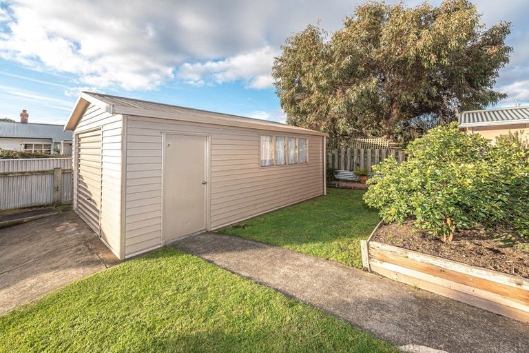 Photo of property in 28 Kawatiri Avenue, Gonville, Whanganui, 4501