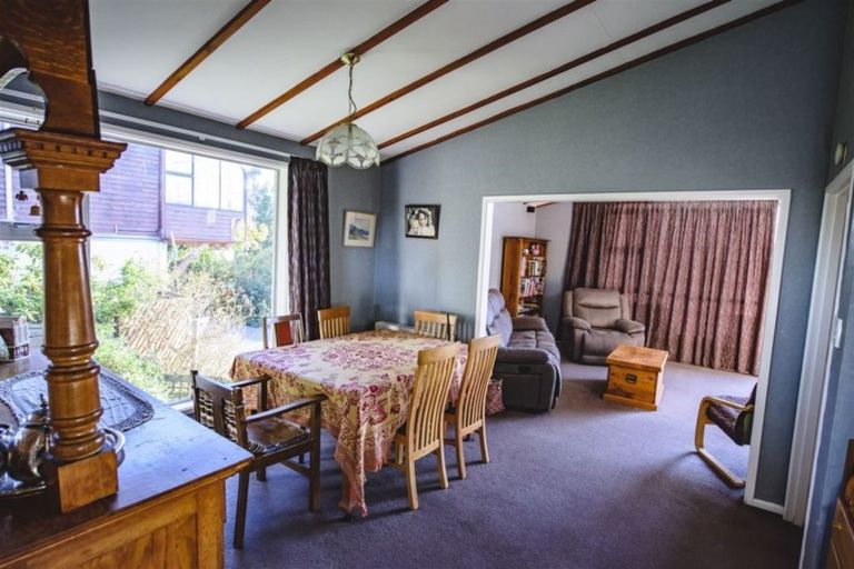 Photo of property in 8 Saint Andrew Place, Balclutha, 9230