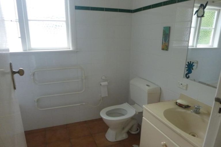 Photo of property in 48 Oxford Terrace, Hutt Central, Lower Hutt, 5011