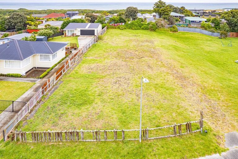 Photo of property in 101 Matai Street, Castlecliff, Whanganui, 4501