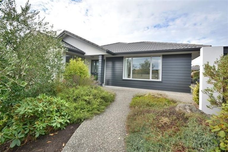 Photo of property in 24 Sunninghurst Drive, Fairfield, Dunedin, 9018
