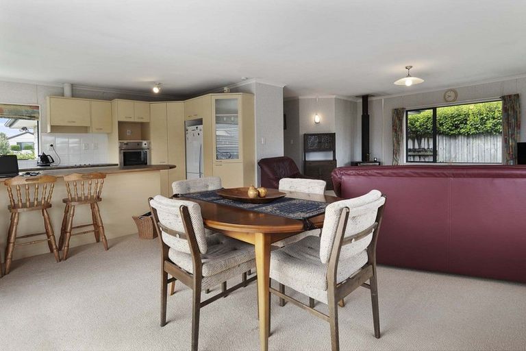 Photo of property in 23 Bodiam Place, Bethlehem, Tauranga, 3110