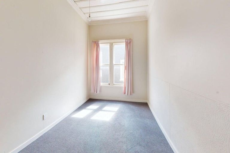 Photo of property in 23 Hereford Street, West End, Palmerston North, 4410