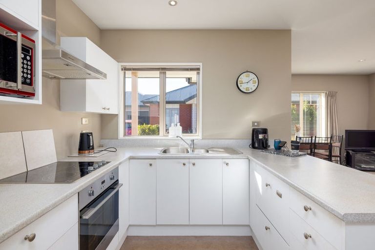 Photo of property in 39 Streamside Court, Woolston, Christchurch, 8062