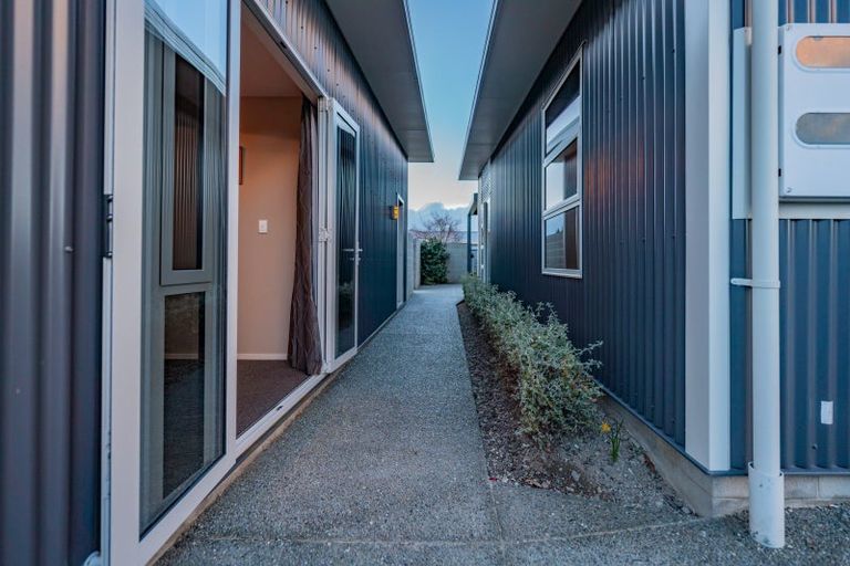 Photo of property in 31 Rhoboro Road, Twizel, 7901