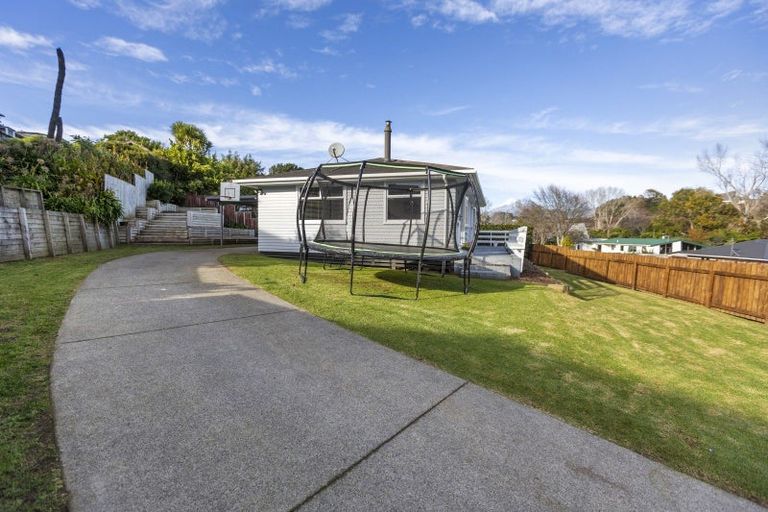 Photo of property in 5 Heaphy Street, Westown, New Plymouth, 4310