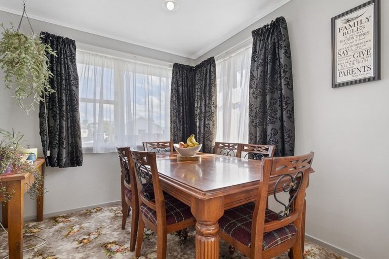 Photo of property in 65 Cloten Road, Stratford, 4332