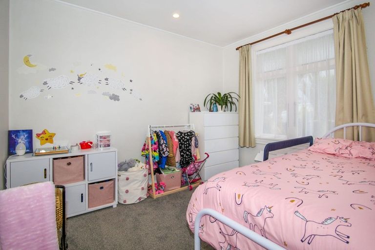 Photo of property in 4 Eastons Road, Westport, 7825