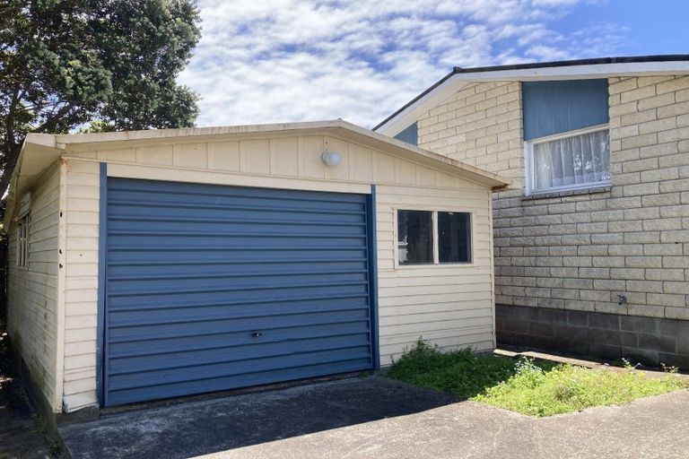 Photo of property in 79a Blake Street, Waitara, 4320