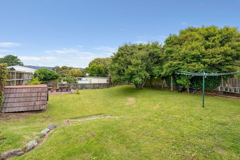 Photo of property in 22 Callender Terrace, Paraparaumu Beach, Paraparaumu, 5032