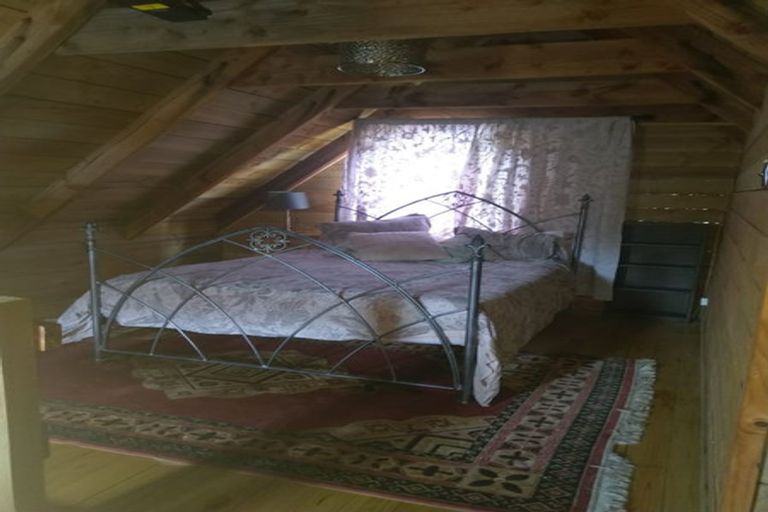 Photo of property in 2 Sea Vista Drive, Pukerua Bay, 5026