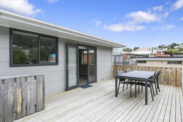 Photo of property in 117 Centennial Avenue, Helensburgh, Dunedin, 9010