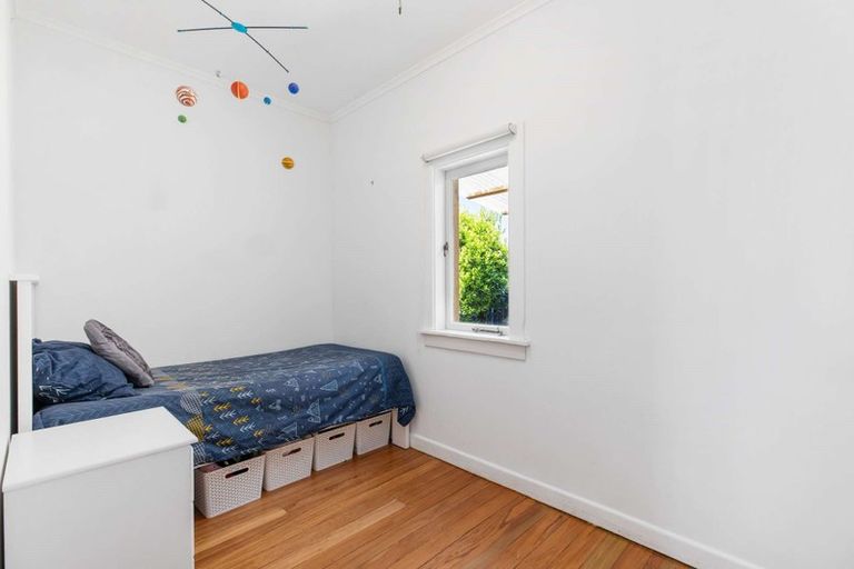 Photo of property in 64 Gloucester Road, Manurewa, Auckland, 2102