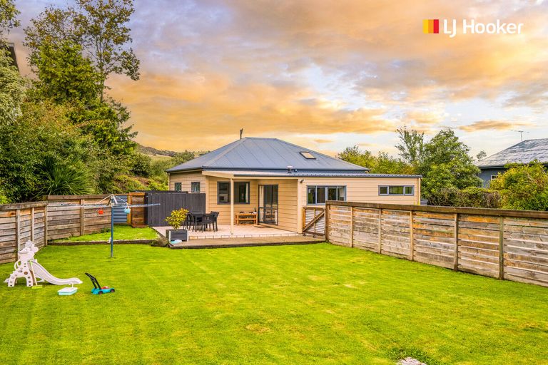 Photo of property in 21 Binnie Street, Abbotsford, Dunedin, 9018