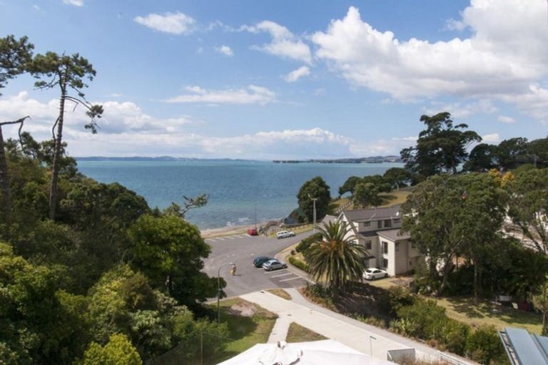 Photo of property in 21a Page Point, Mellons Bay, Auckland, 2014