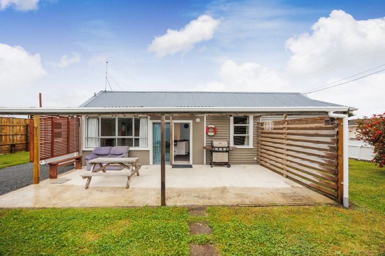 Photo of property in 153 Seabury Avenue, Foxton Beach, Foxton, 4815
