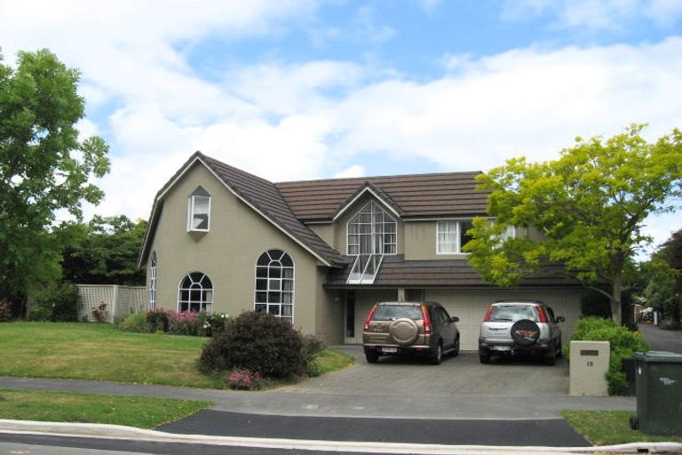 Photo of property in 18 Glenburn Place, Avonhead, Christchurch, 8042