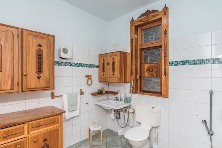 Photo of property in 28 Reef Street, Island Bay, Wellington, 6023