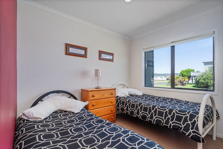 Photo of property in 15 Marlin Street, Whitianga, 3510